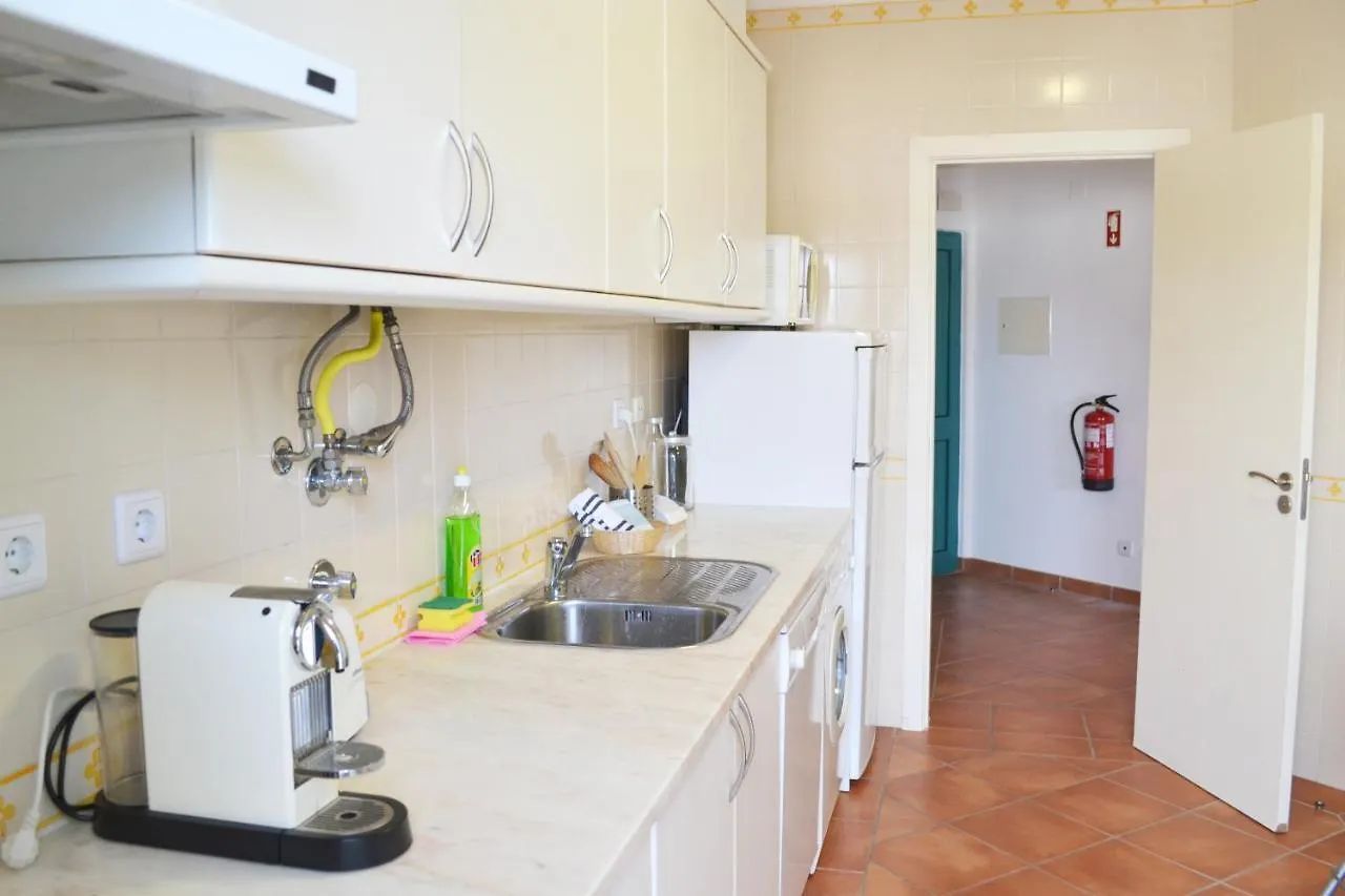 Daire M&L Beach House Alvor